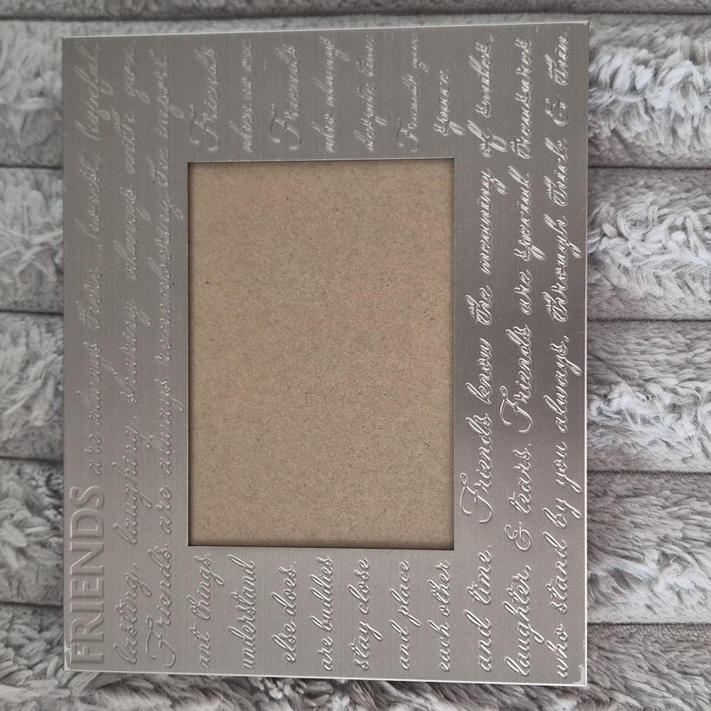 Two Standing Photo Frames - Picture 6 of 8